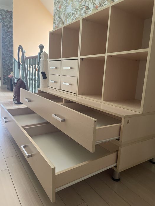 Шкаф комод с ящиками и полками