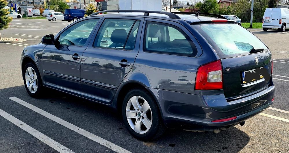 Vând Skoda Octavia 2 Facelift