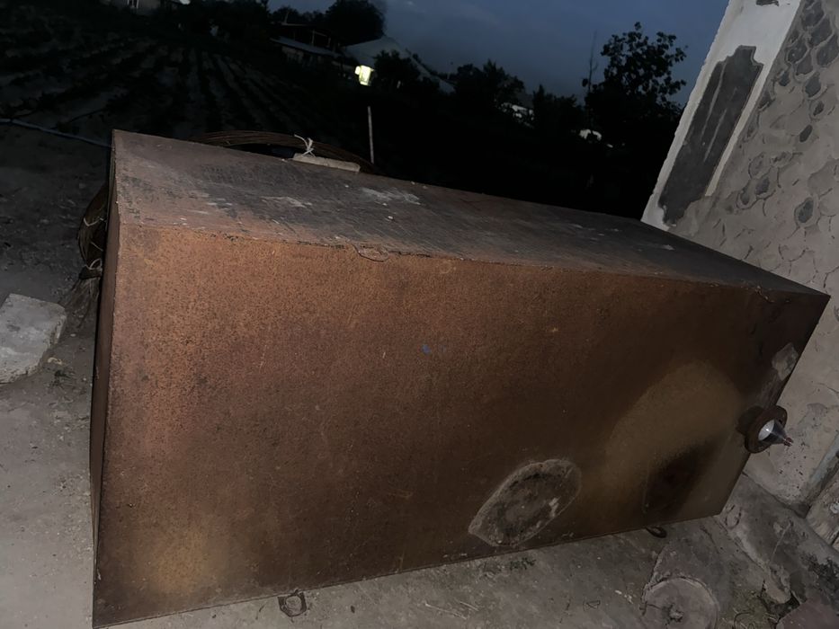 Продам железный бак