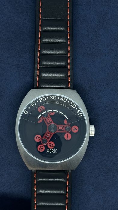 Мъжки часовник Xeric Scrambler Silver Black Red Wandering hour