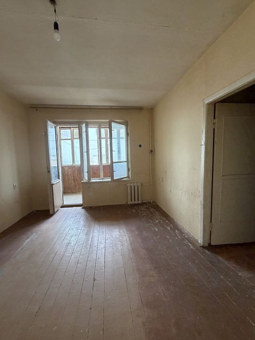 Kvartira sotiladi Vasxod