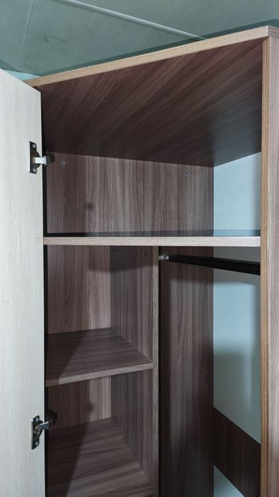 Шкаф угловой, удобный