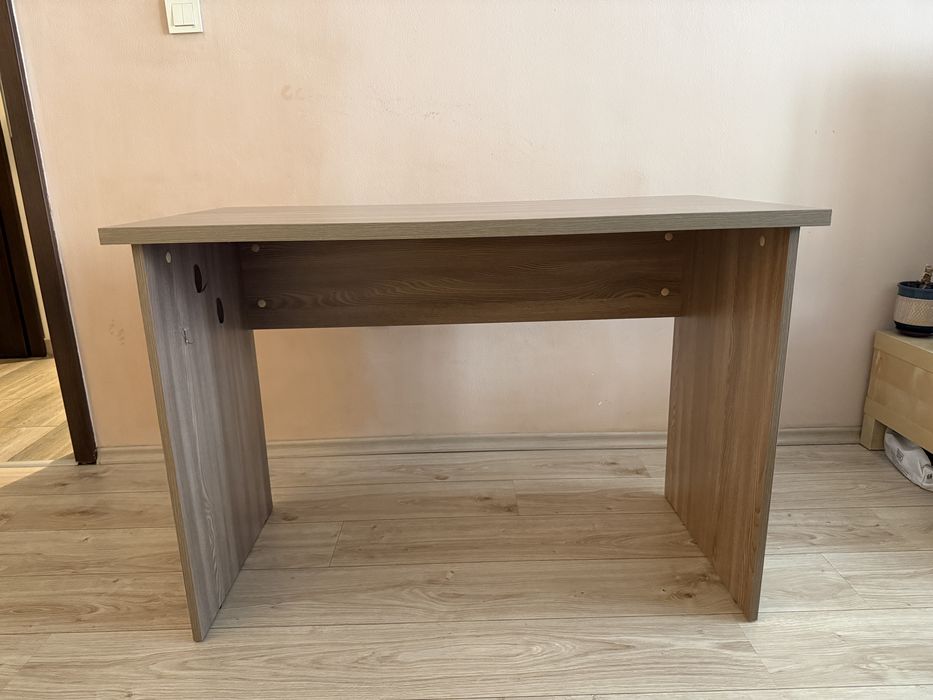 Офис/ученическо бюро