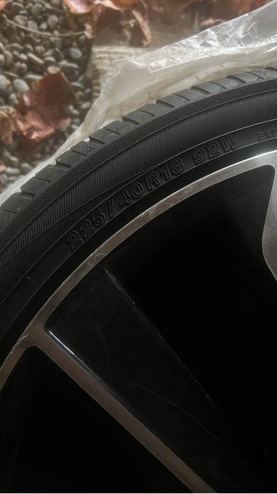 225/40/18 диски с шинами