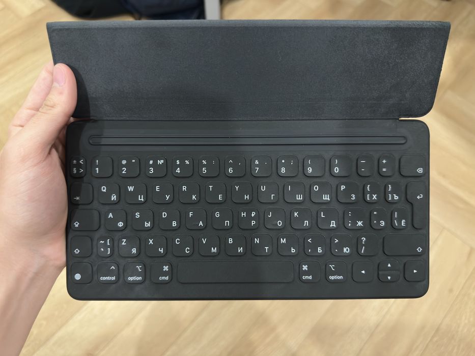 Apple Smart Keyboard 9th generation