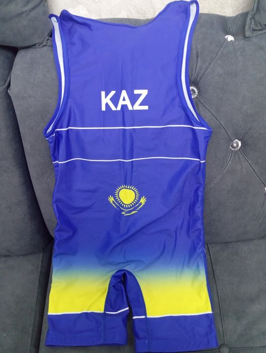 Костюм для вольной борьбы