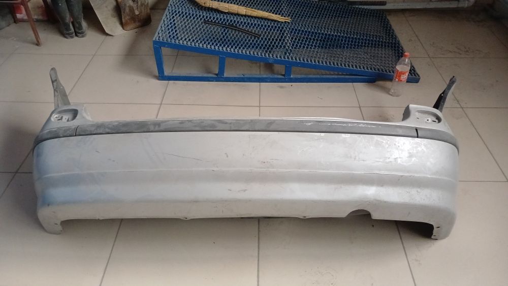 Продам бампера бу цена дагаварная