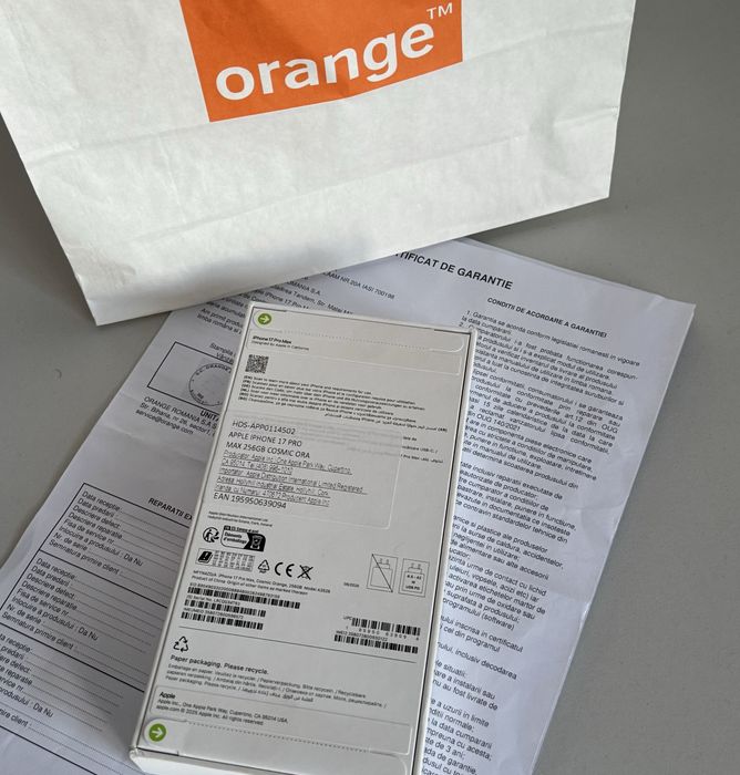 iPhone 17 Pro Max 256GB sigilat - Cosmic Orange