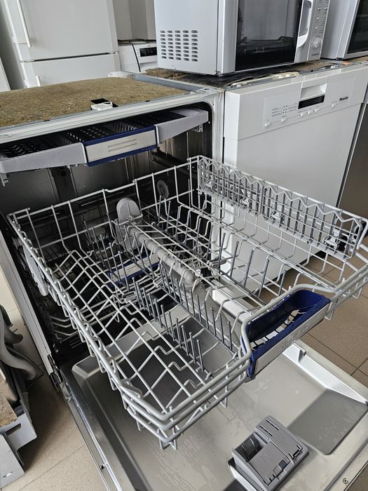 Съдомиялна за пълно вграждане SIEMENS