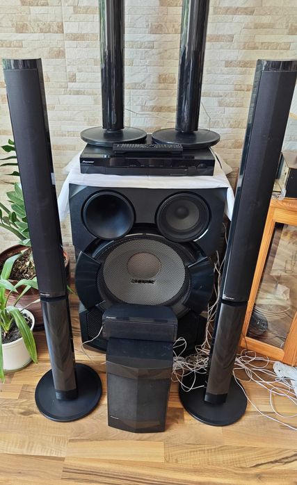 Система за домашно кино 5.1 3D с Blu-ray Pioneer MCS-737