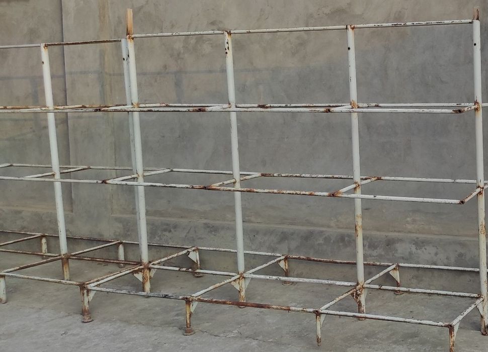 темир сотилади.Россияники