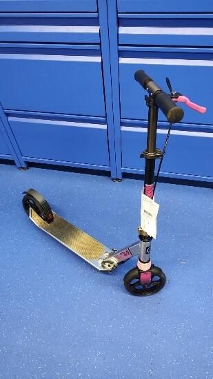 Trotinetă Mid 9 roz copii - produs resigilat - (SecondHand) Decathlon