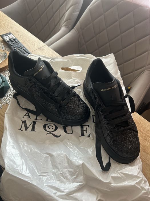 Alexander McQueen-чисто нови