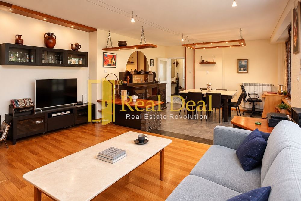 Дава се под наем Тристаен апартамент в София, Център - 140 кв.м за 1079 € - Снимка #1