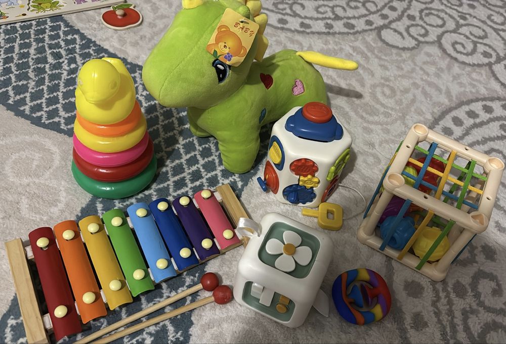 Игрушки развивашки