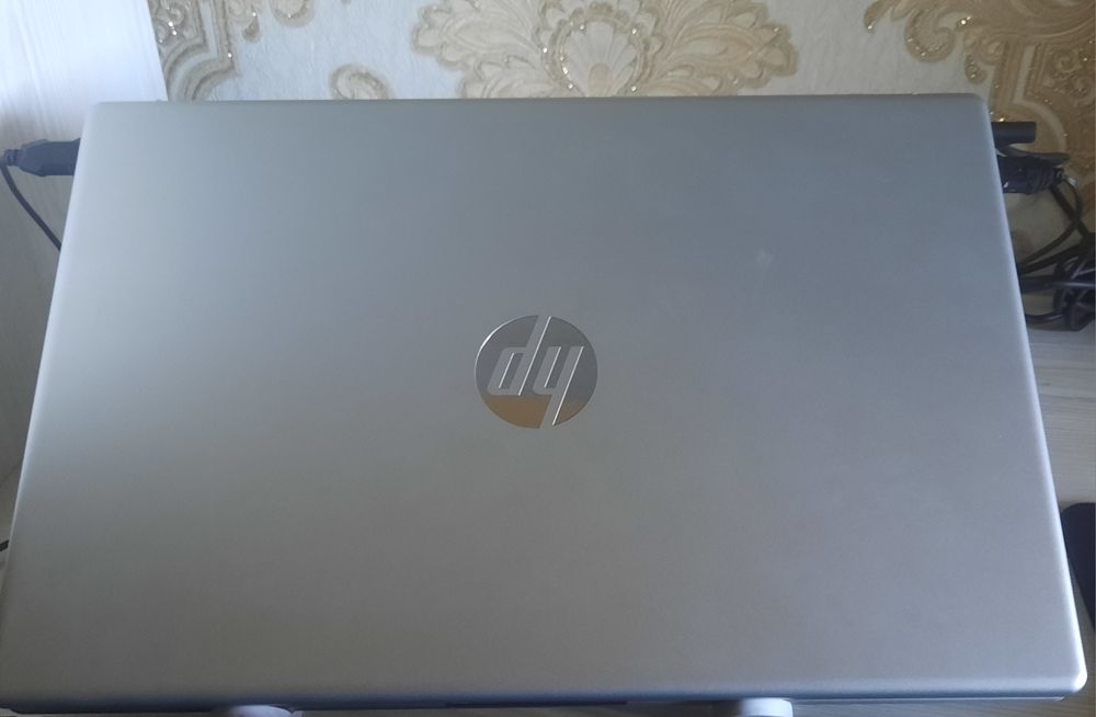 HP laptop 15-fc0xxx