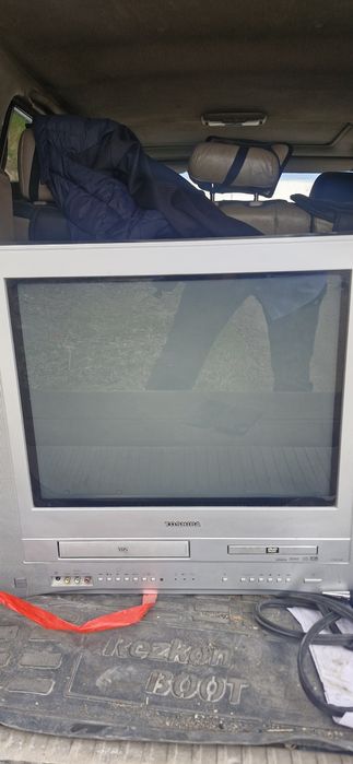 Продам телевизор