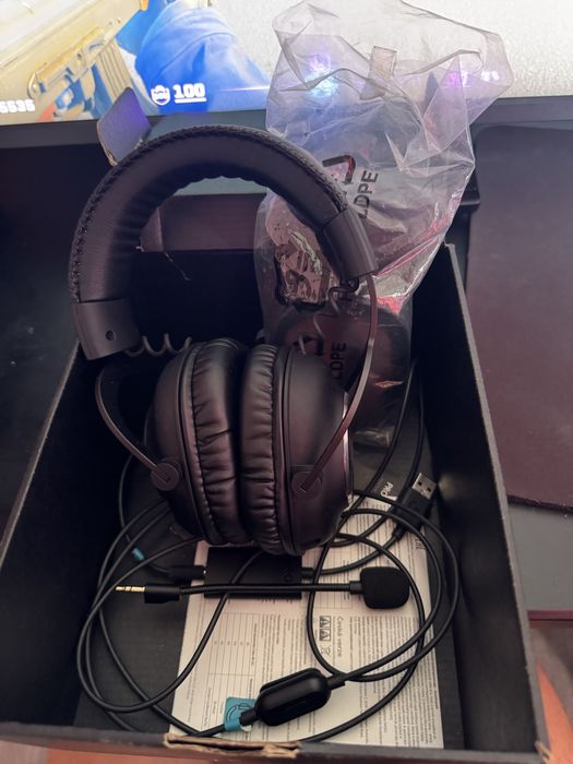 Vând set Logitech – Superlight 2 + Superlight 1 + G Pro X