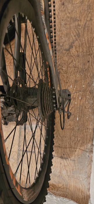 Продам велик и запчасти