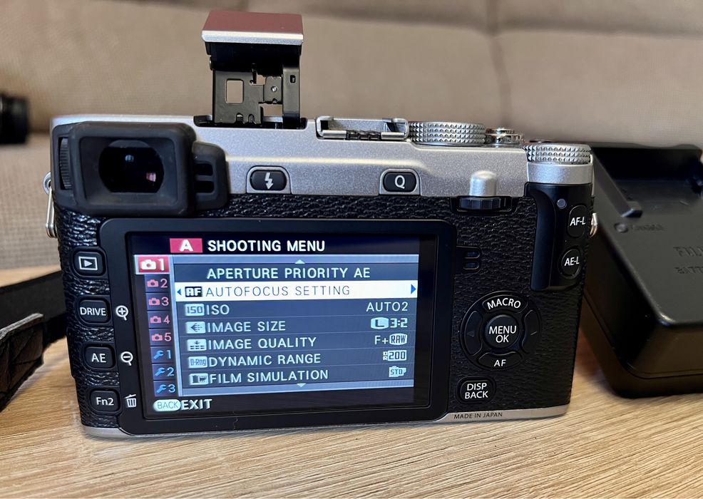 Aparat foto Fujifilm X-E2 impecabil