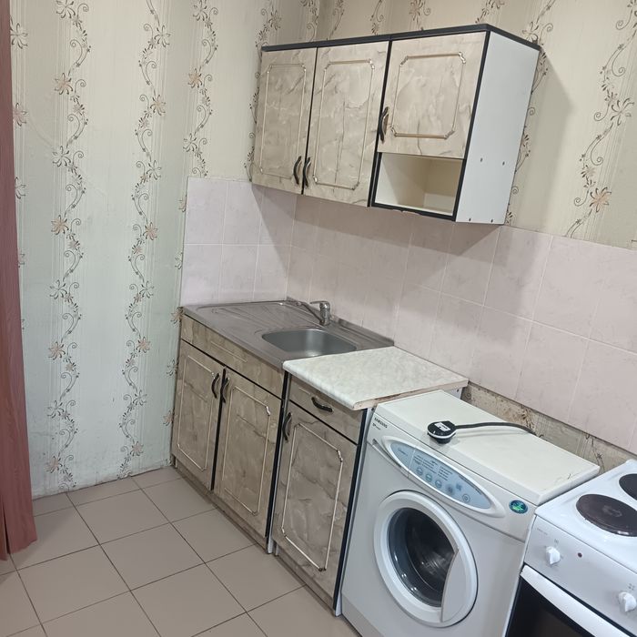 Продам 1 ком улутшенную  квартиру