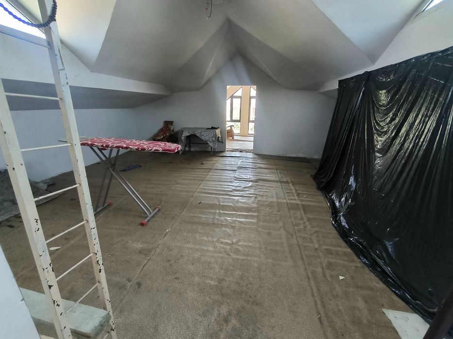 Аренда, целое здание, 600м2 4 этажа, 3,5 сот, 1 линия, Сагбон,софиский