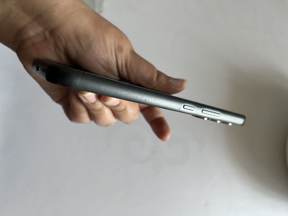 Продаю Samsung Galaxy A54 5G.
