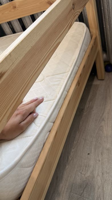 Продам кровать детскую
