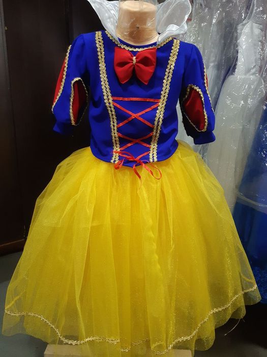 Прокат карнавалных костюм