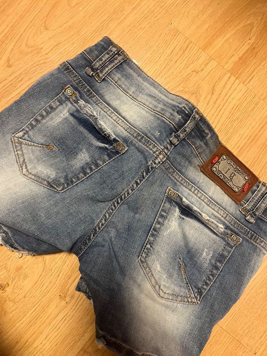 Къси панталони женски