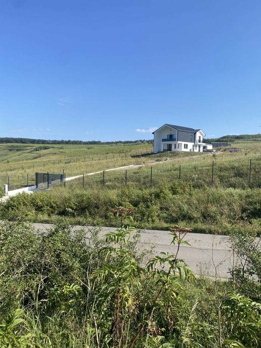 Vand teren intravilan 2528 mp