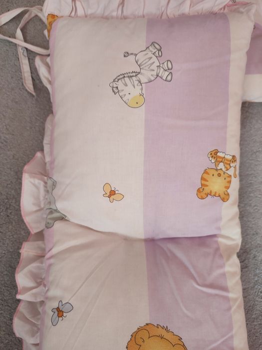 Обиколници бебешко легло