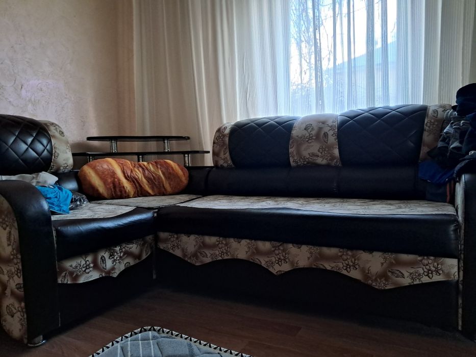 Продается диван и кресло