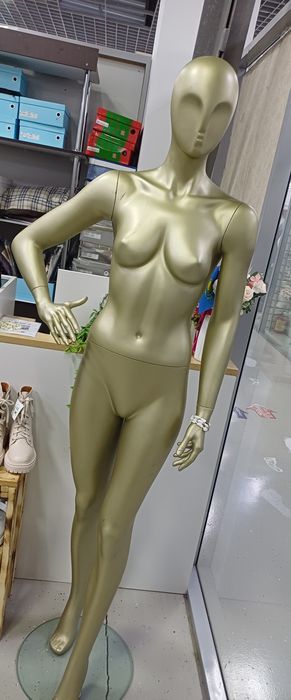 Манекен в полный рост