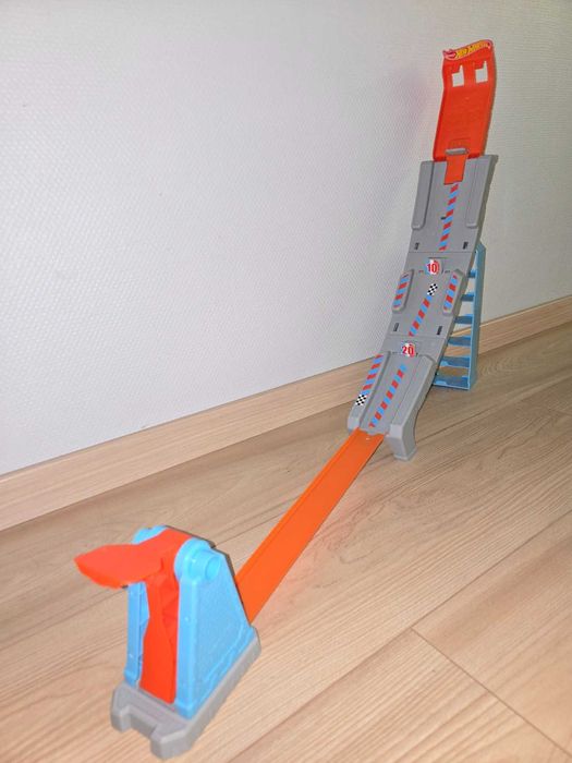 Hot Wheels / Хот Уилс Писта