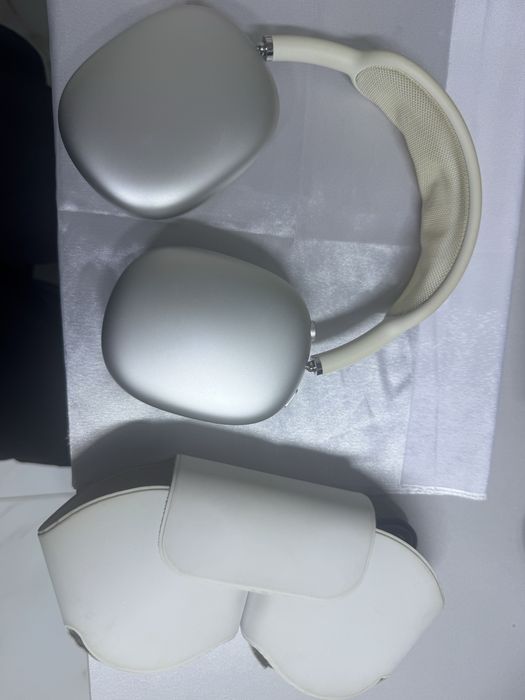 Наушники airpods Max Аскарова 272 лот 1144:450