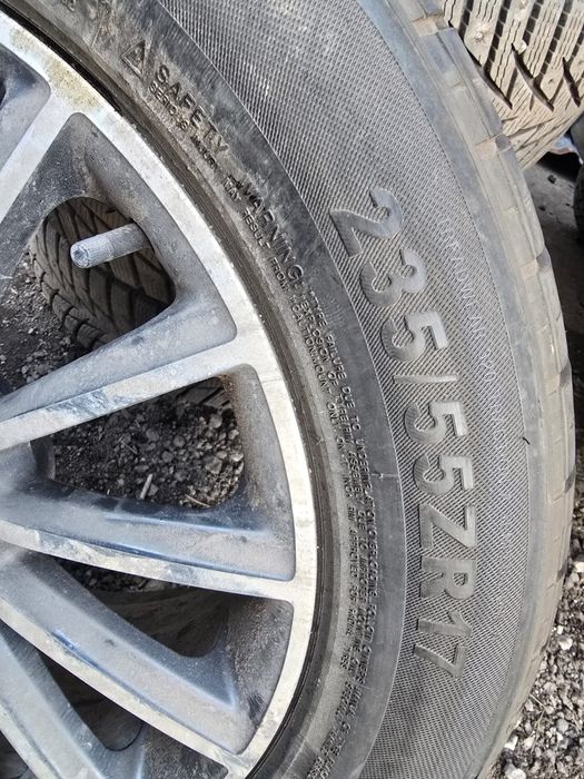 Продам летнюю резину Мерседес