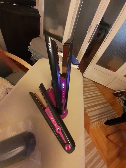 Dyson placă păr coral