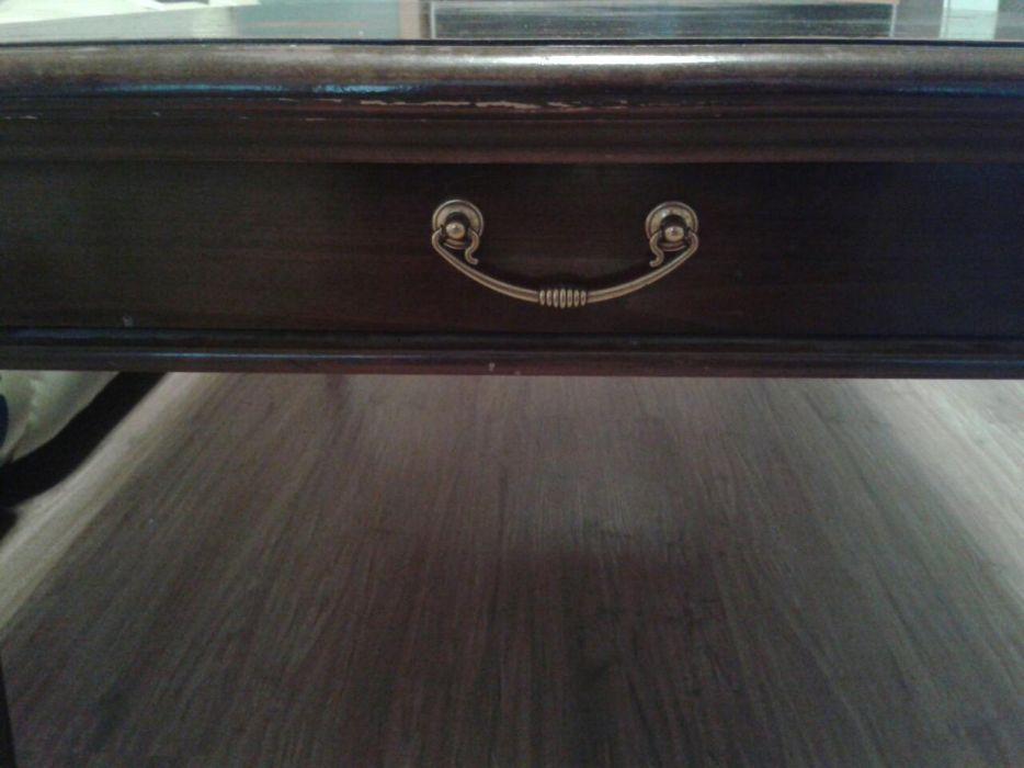 Италианска дървена маса