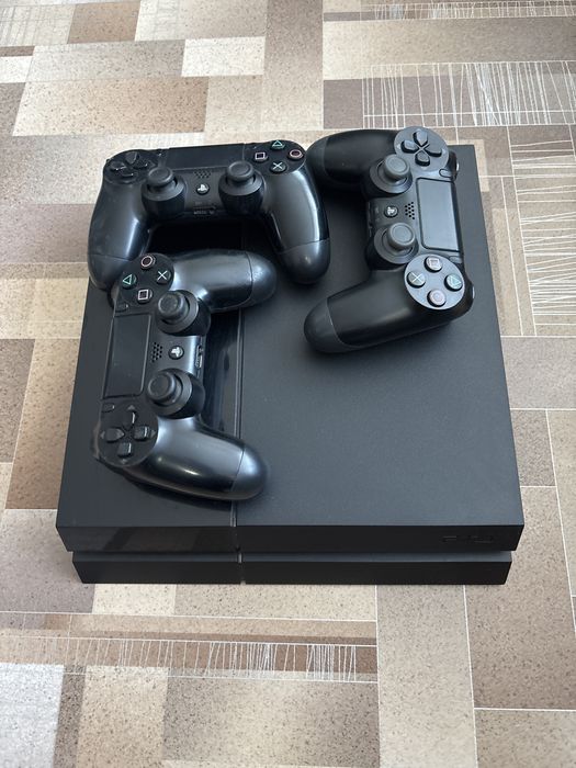 Playstation 4 Плейстейшен 4 продам