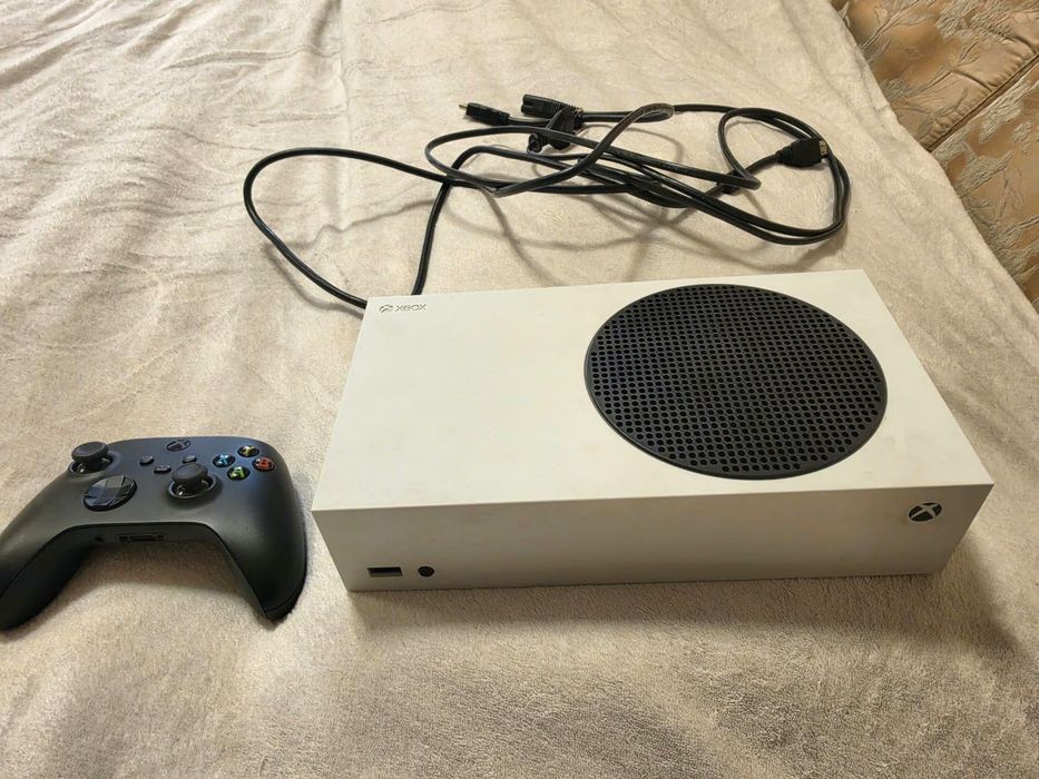 Игровая приставка Xbox Series S