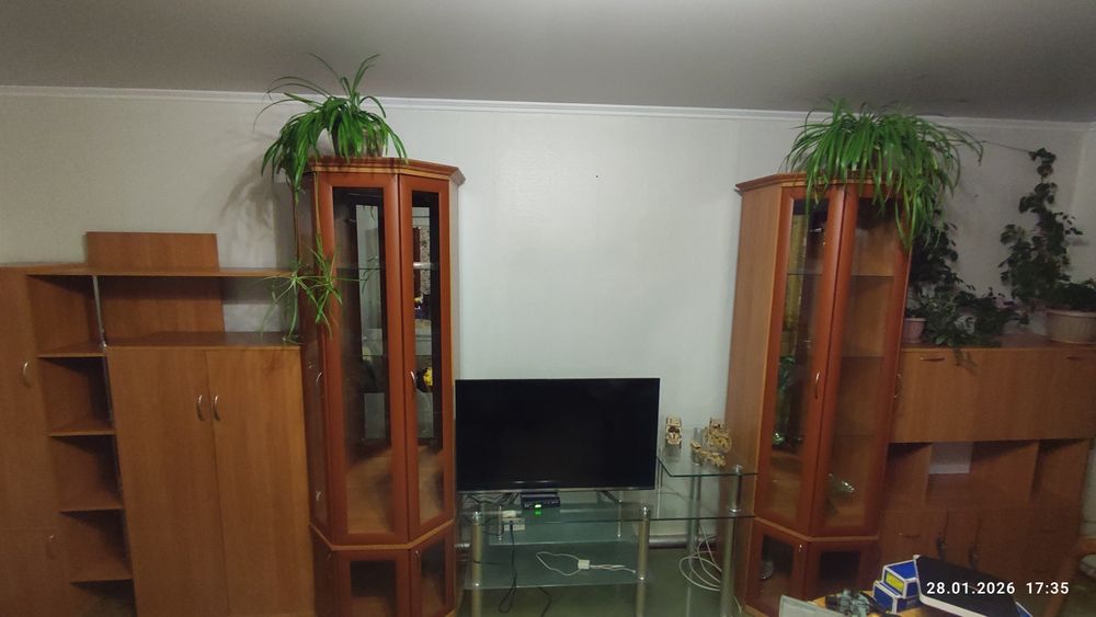 Продам гостиную стенку