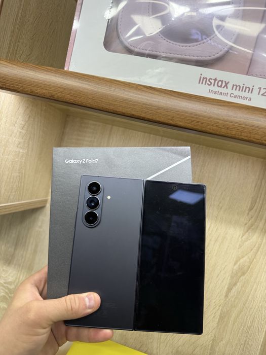 Самсунг Z Fold 7 256Gb