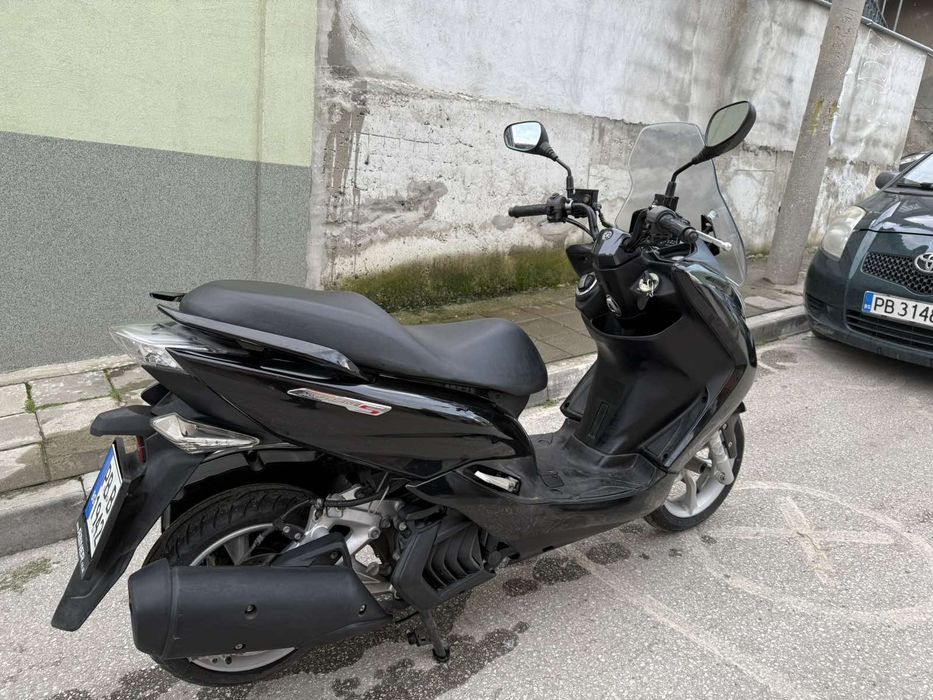 YAMAHA 125 куб.Маджести s