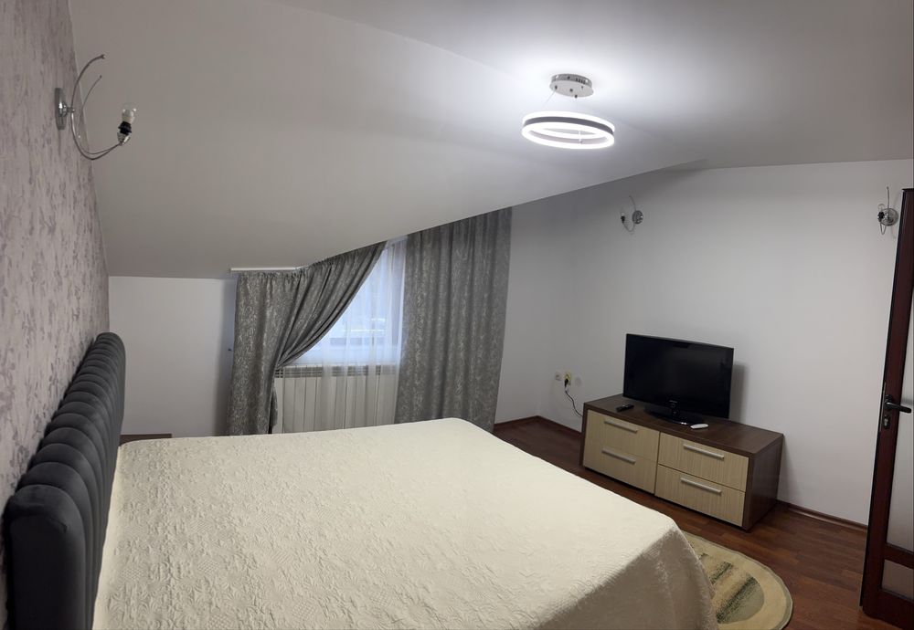 Inchiriez apartament 2 camere, zona Pizzeria Alila