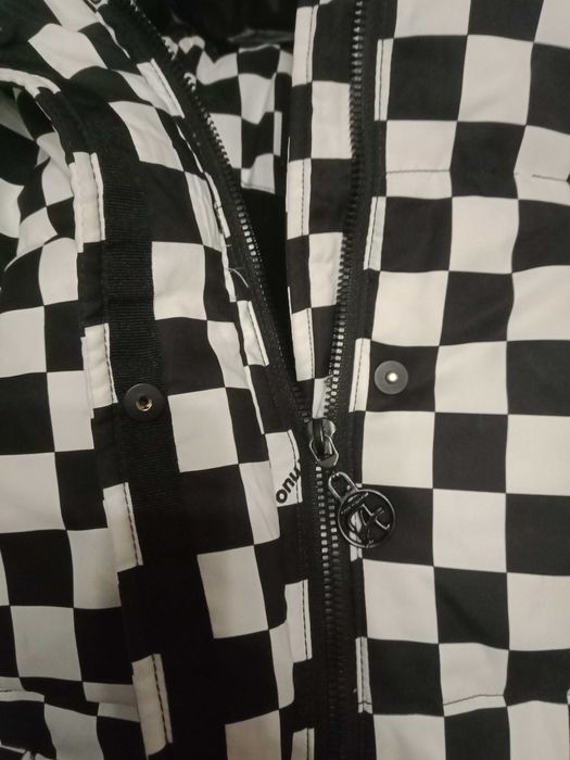 Куртка на девочку