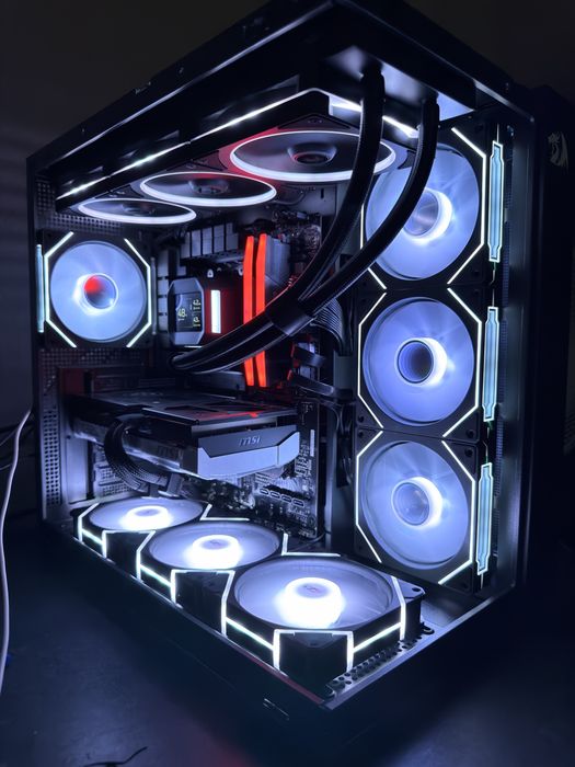 GAMING PC RYZEN 7 9800X3D RTX 5070 12GB VENTUS 2X / 32GB DDR5 RAM 6000MHz/ 1TB M.2 SSD
