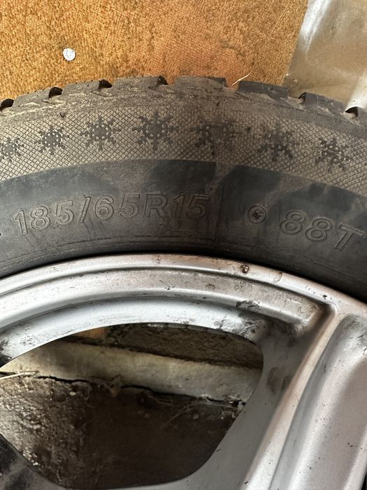 Vand roti jante cu cauciucuri r15