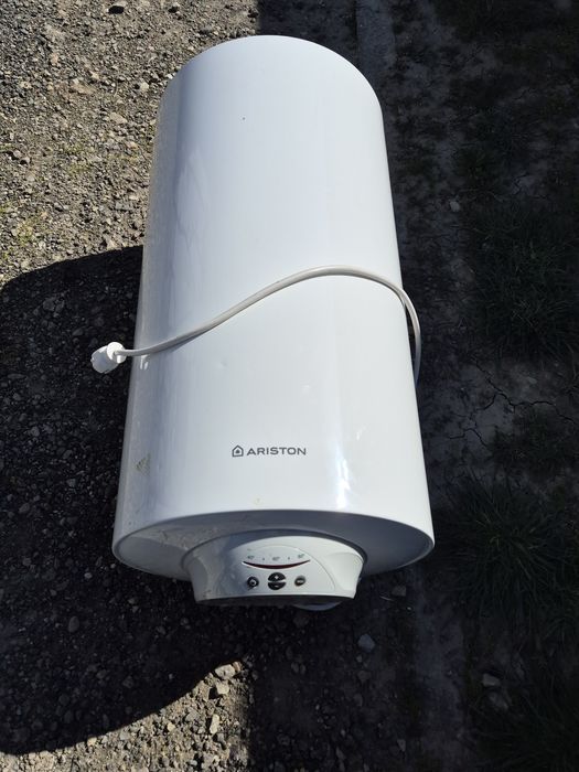 Boiler electric Ariston 95l