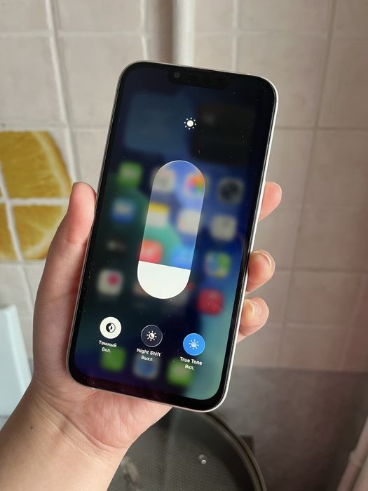 Айфон 13 256гб отличный